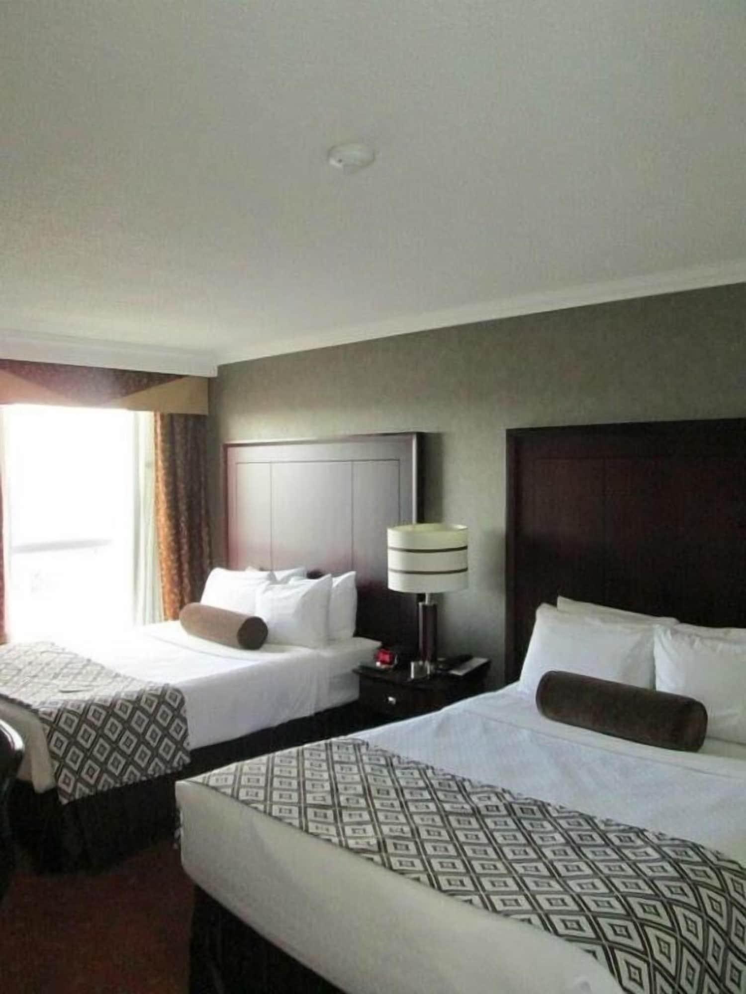 Hamilton Plaza Hotel And Conference Centre Ngoại thất bức ảnh